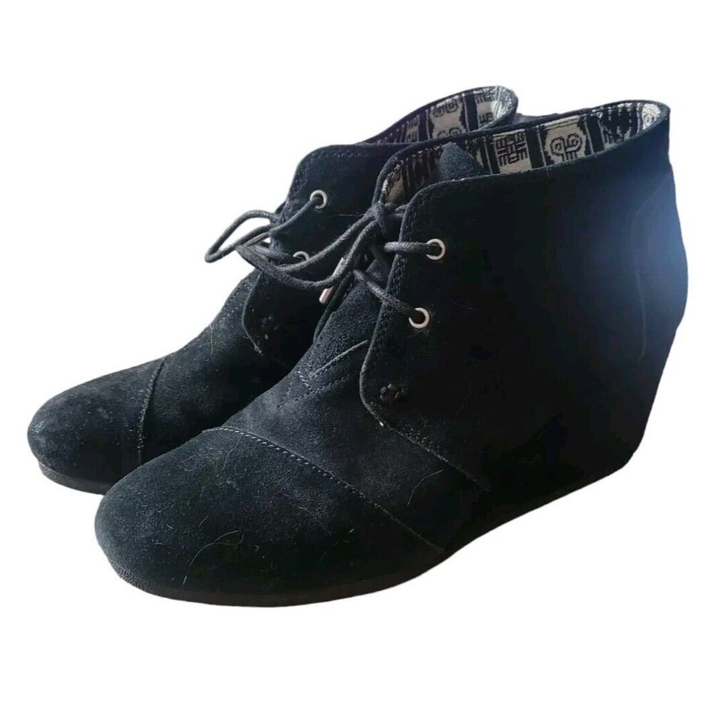 Toms Black Suede Kala Lace up Wedge Bootie. 11 Ladies